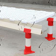 Podłogi z plastikowych listew drobiowych